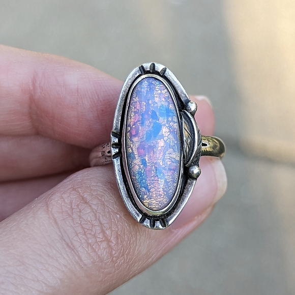 Vintage oval sterling silver 925 faux pink and blue opal ring Native American - Picture 4 of 8